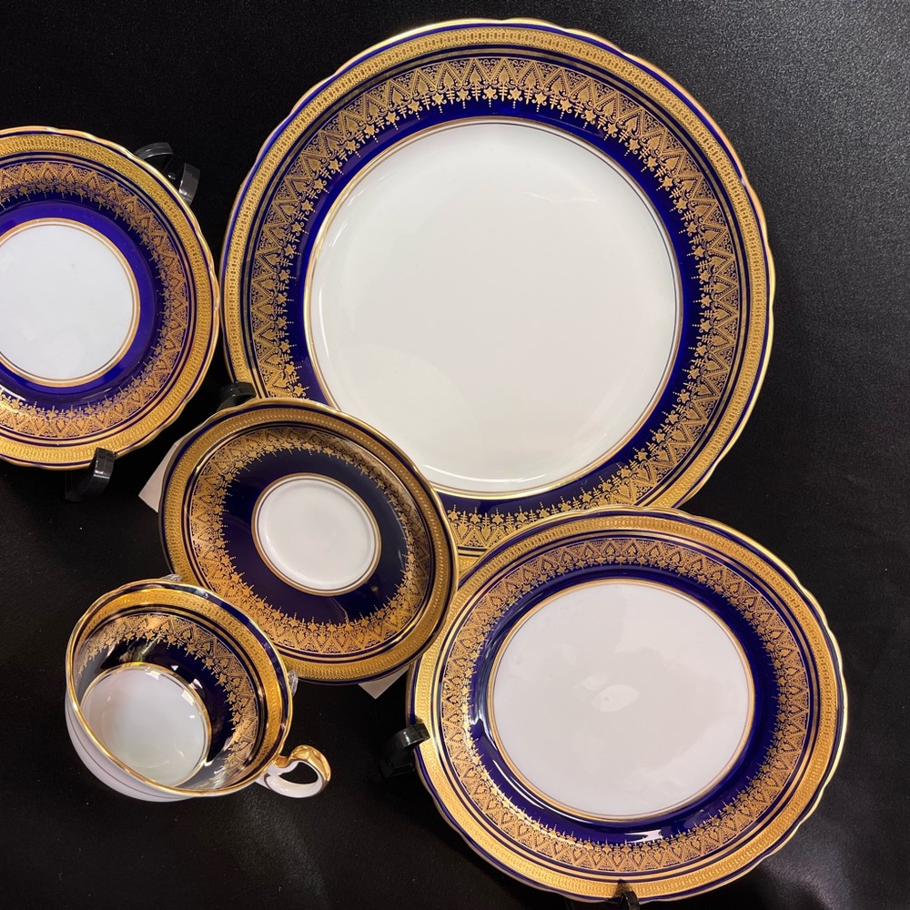 Sophisticated Gold and Blue Porcelain Dinnerware Set
